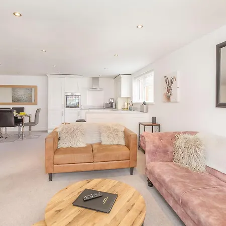 White House Apartments-free Parking 1 Car Per Appartamento *