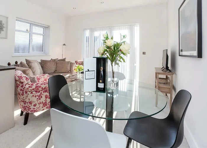 Appartement White House Apartments-free Parking 1 Car Per